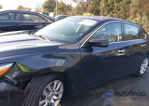 2018 Nissan Altima 2.5 S z USA, uszkodzony, nr VIN 1N4AL3AP0JC120508
